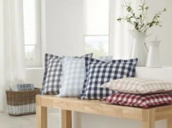 Quadro 7021 -Schlafzimmerhausladen 7021 Kissenstapel 1280x1280