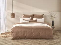 Alva 9040 -Schlafzimmerhausladen CB 9040 Alva 0208 offwhite 1156 terra Milieubild 1280x1280