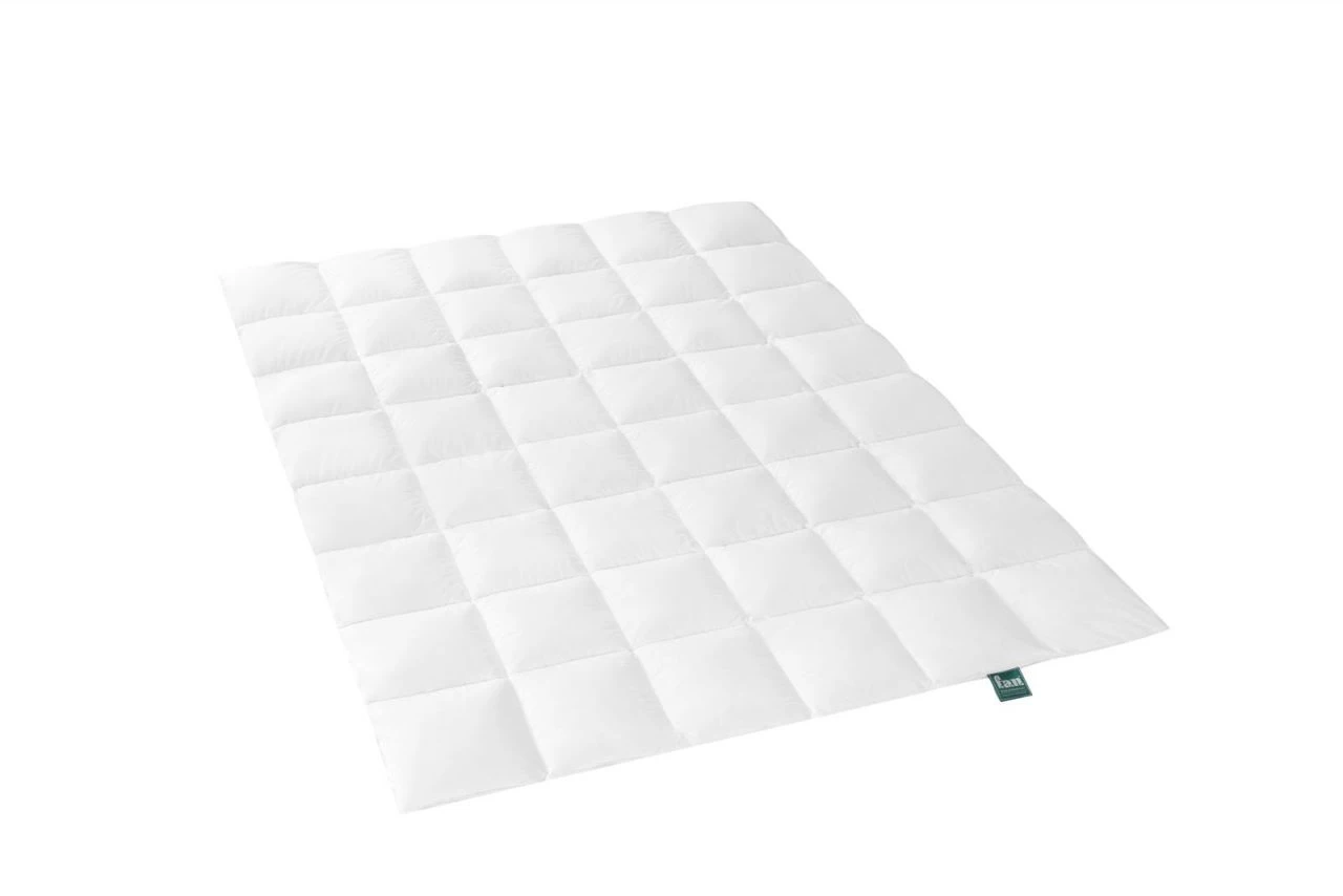 Daunendecke Island, Medium - Biobasiert 1 Daunendecke Island, Medium - Biobasiert